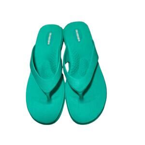 Aqua Green OKABASHI Slip On Sandal's, SZ ML. USA Made beach sandals rubber